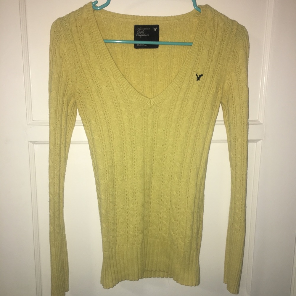 American Eagle sweater - yellow